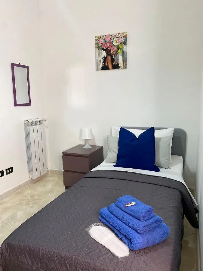 De Lollis Apartments Naples